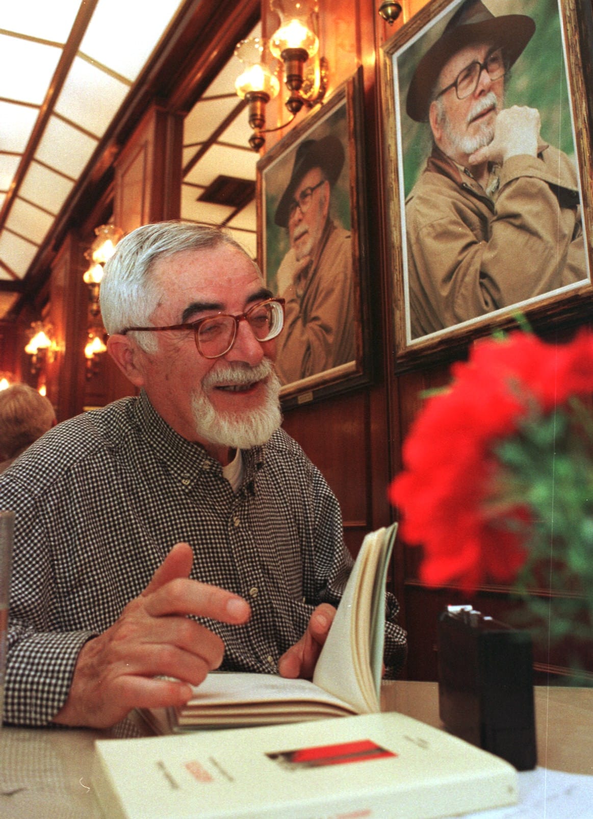 Bernardino Graña en entrevista en Vigo